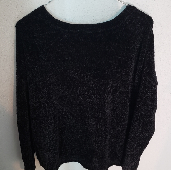 Mudd V-neck Sweater - Picture 5 of 5